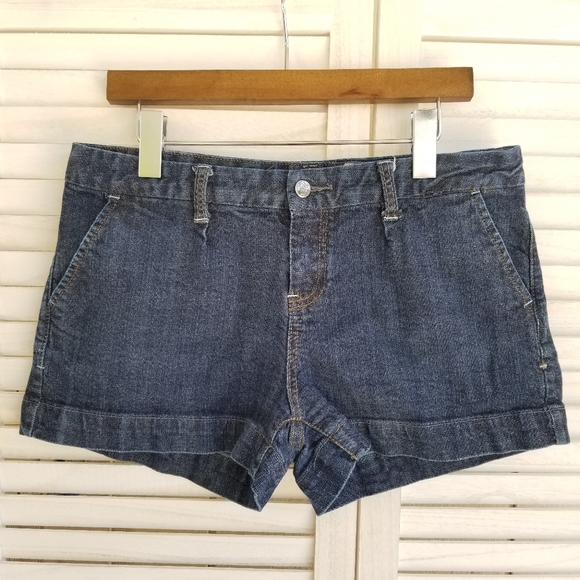American Rag Curvy Dark Denim Shorts. Size 9 - Picture 9 of 9